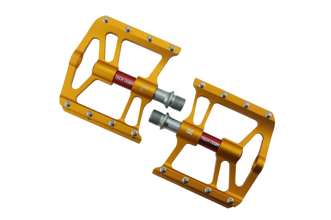 картинка Педали алюм. фрез. со сьемными шипами, CrMo ось, 3 пром. подш., 9/16", 305гр, ALNC-1060 gold | велосалон Драйв г. Липецк
